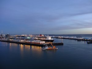 Le Queen Mary 2 en escale au Havre