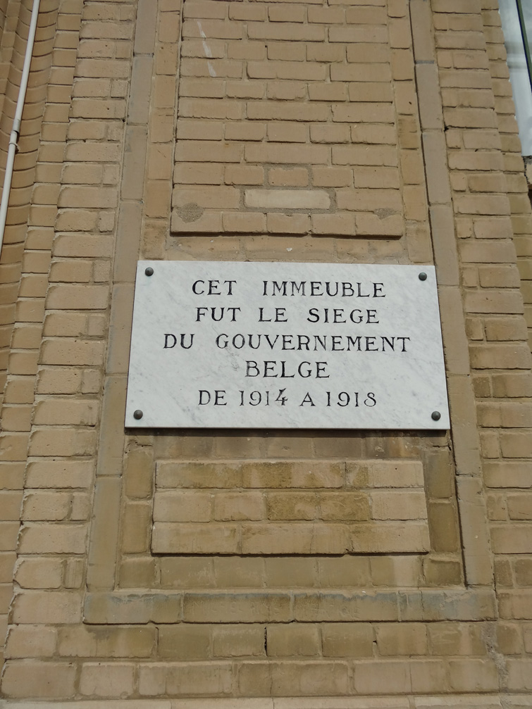 Plaque commémorative sur l'immeuble le Nice Havrais à Sainte-Adresse