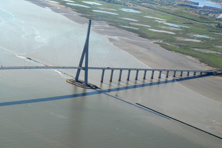 Vue aérienne du pont de Normandie