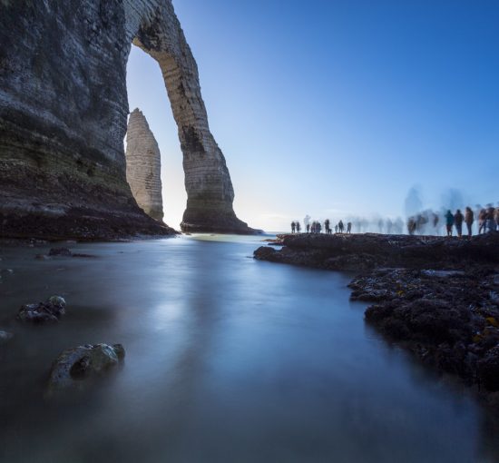 La Porte d'Aval et l'Aiguille d'Etretat à marée basse