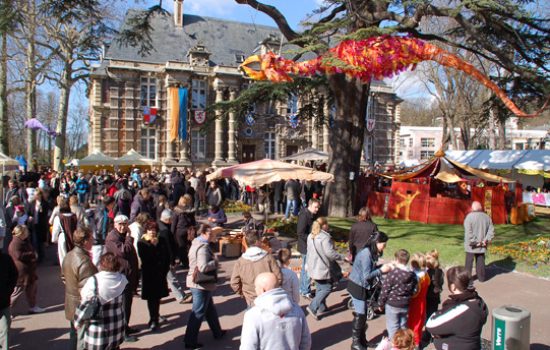 Stands devant le chateau de la Mairie d'Harfleur