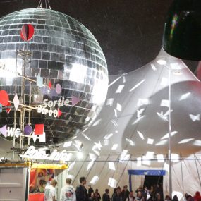 La boule à facettes du Ouest Park Festival