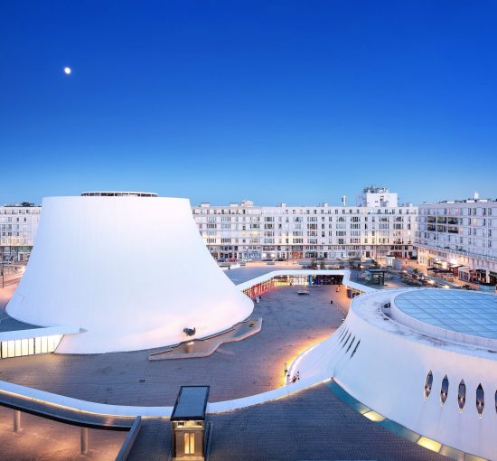 Le Volcan la colombe Niemeyer