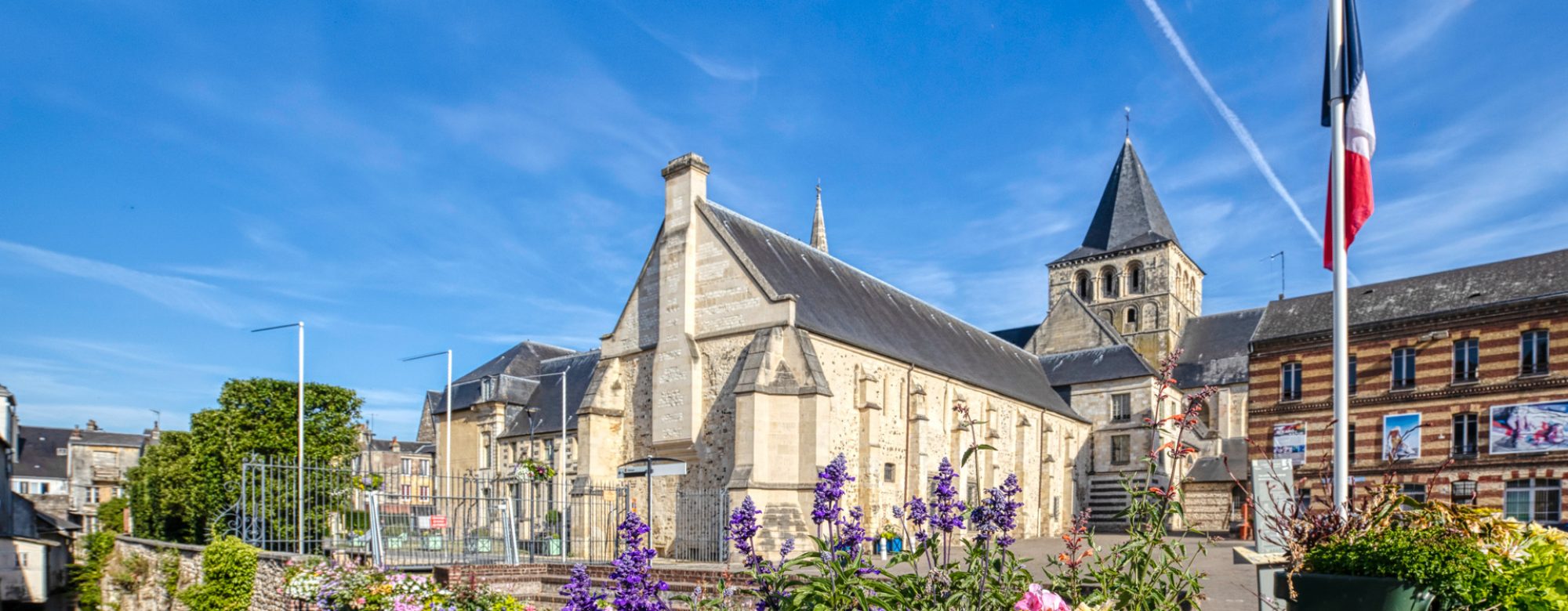 Vue d'ensemble de l'abbaye de Montivilliers